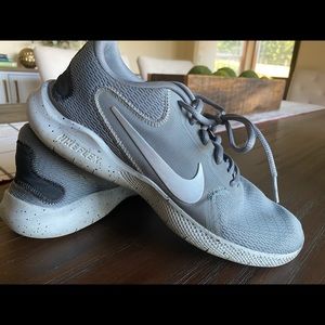 Nike Flex Experience RN 9 Premium Sneakers